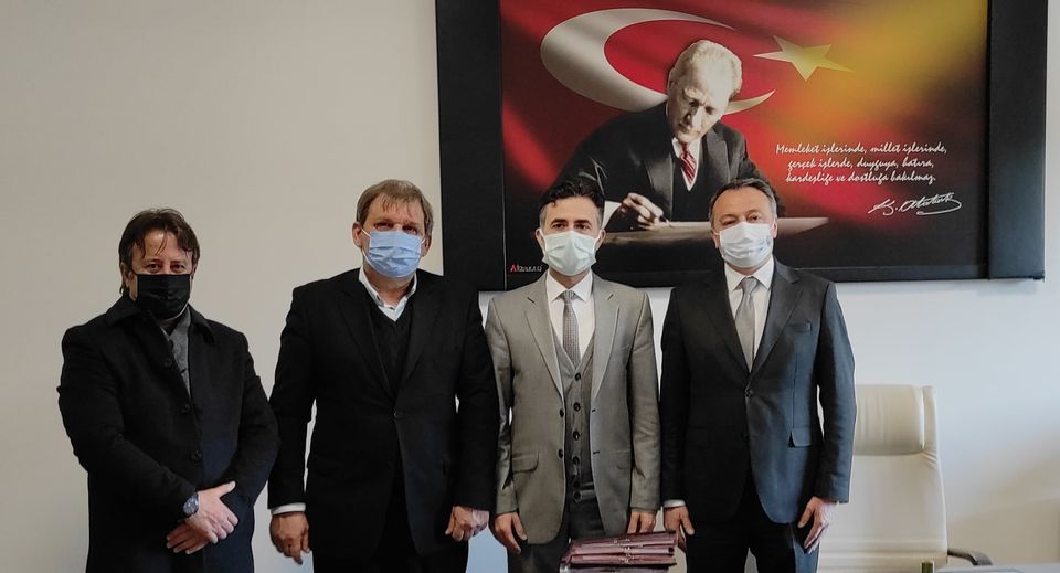 Batı Trakya Türkleri Sağlıkçılarımızla El Ele Batı Trakya Türkleri Sağlıkçılarımızla El Ele