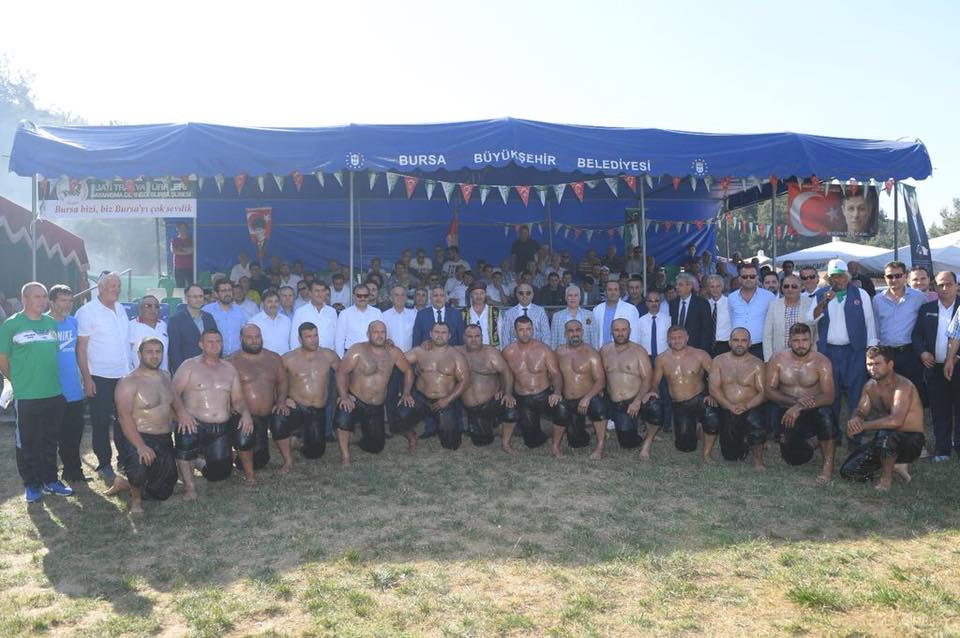 Binlerce Batı Trakyalı Bursa'da Panayırda Buluştu Binlerce Batı Trakyalı Bursa'da Panayırda Buluştu