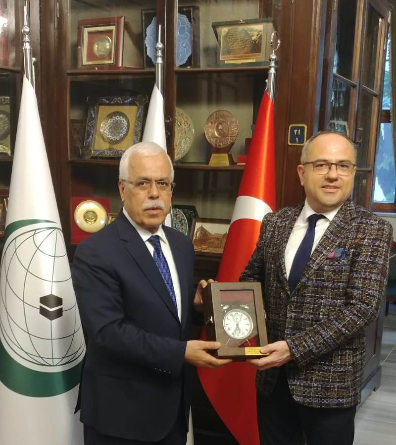 Bursa Şubesinden Halit Eren'e Ziyaret Bursa Şubesinden Halit Eren'e Ziyaret