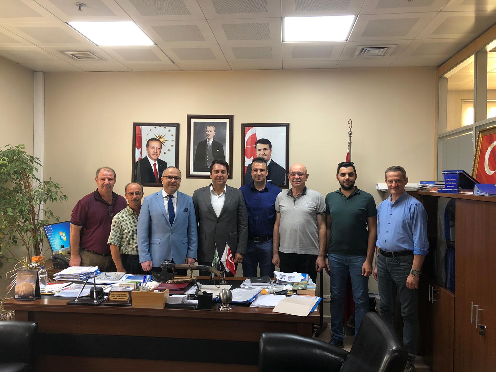 Bursa'da Cem Kürşad Hasanoğlu Ziyaret Edildi Bursa'da Cem Kürşad Hasanoğlu Ziyaret Edildi