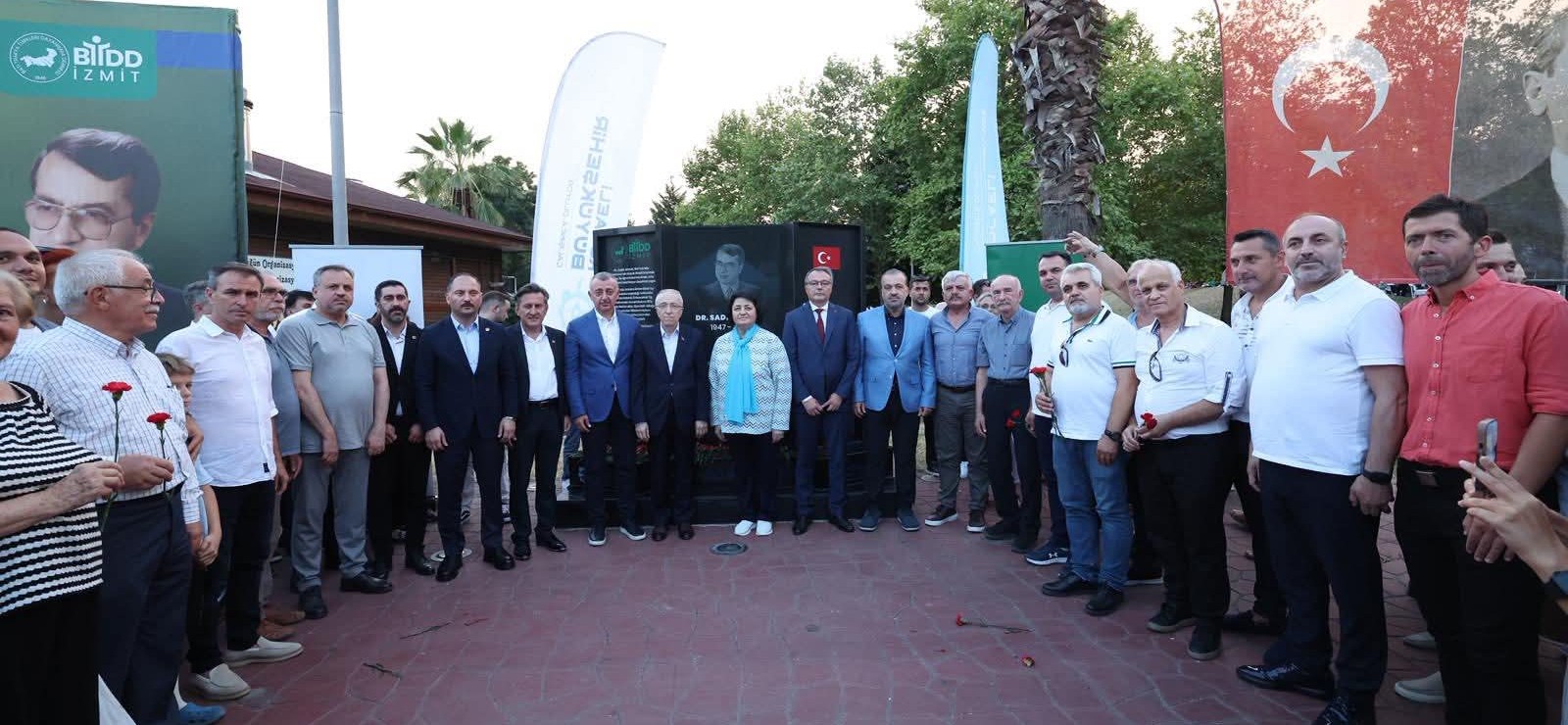 Dr. Sadık Ahmet’i 30. Ölüm Yıldönümünde İzmit’te Andık